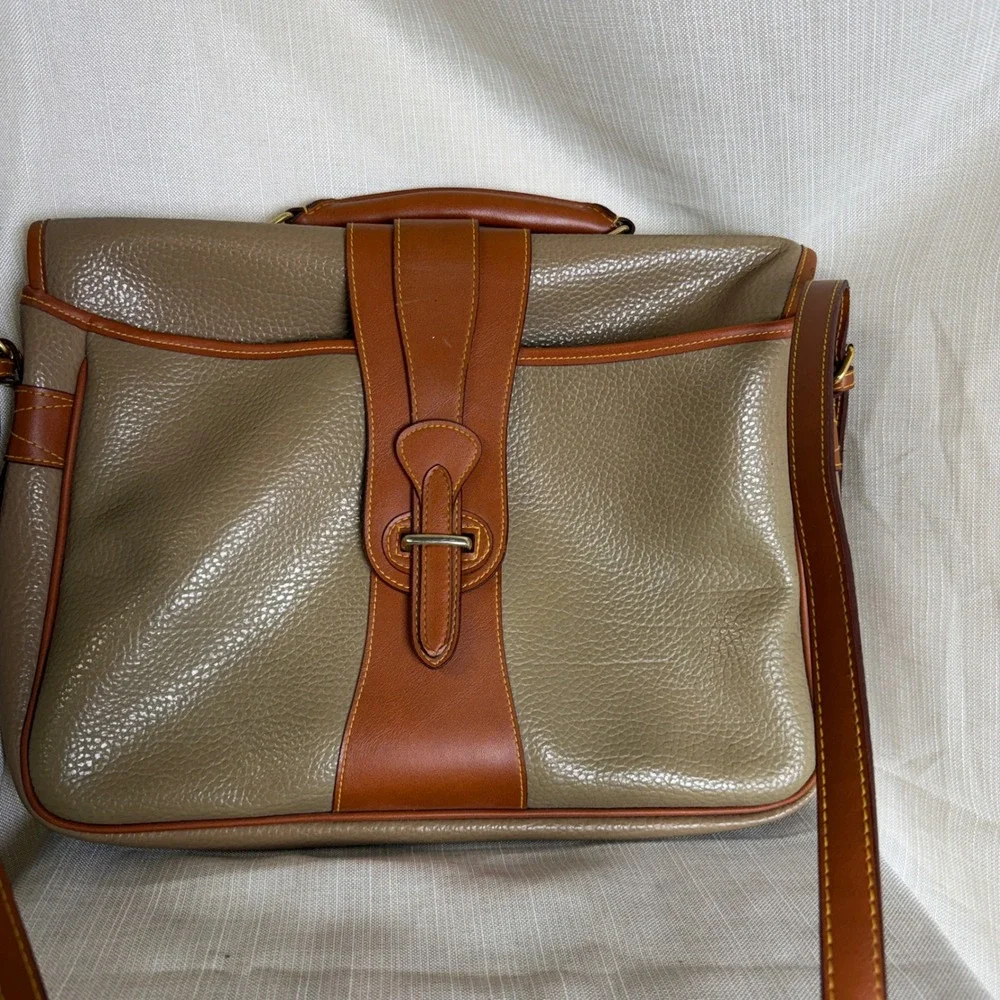 Dooney & Bourke All Weather Leather Briefcase Messenger Bag Taupe Tan Vintage